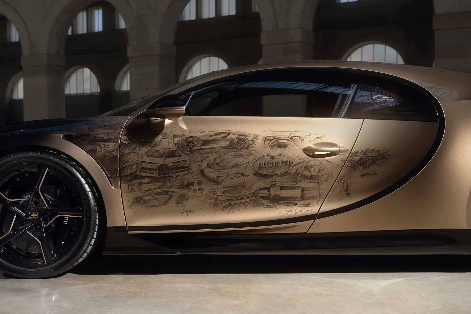 Historische Skizzen aus der Geschichte von Bugatti finden sich auch auf der Fahrertür des "Golden Era"