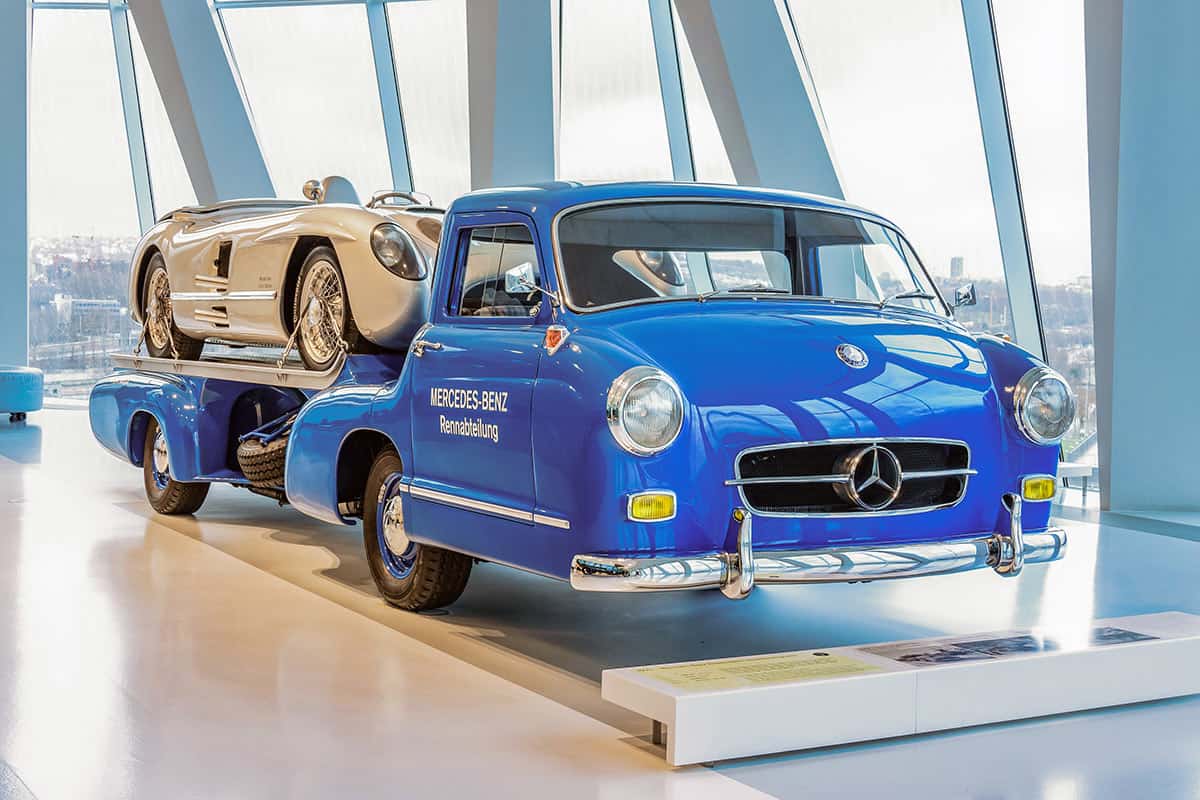 Der Nachbau des Schnelltransporters steht als "Blaues Wunder" im Museum von Mercedes-Benz