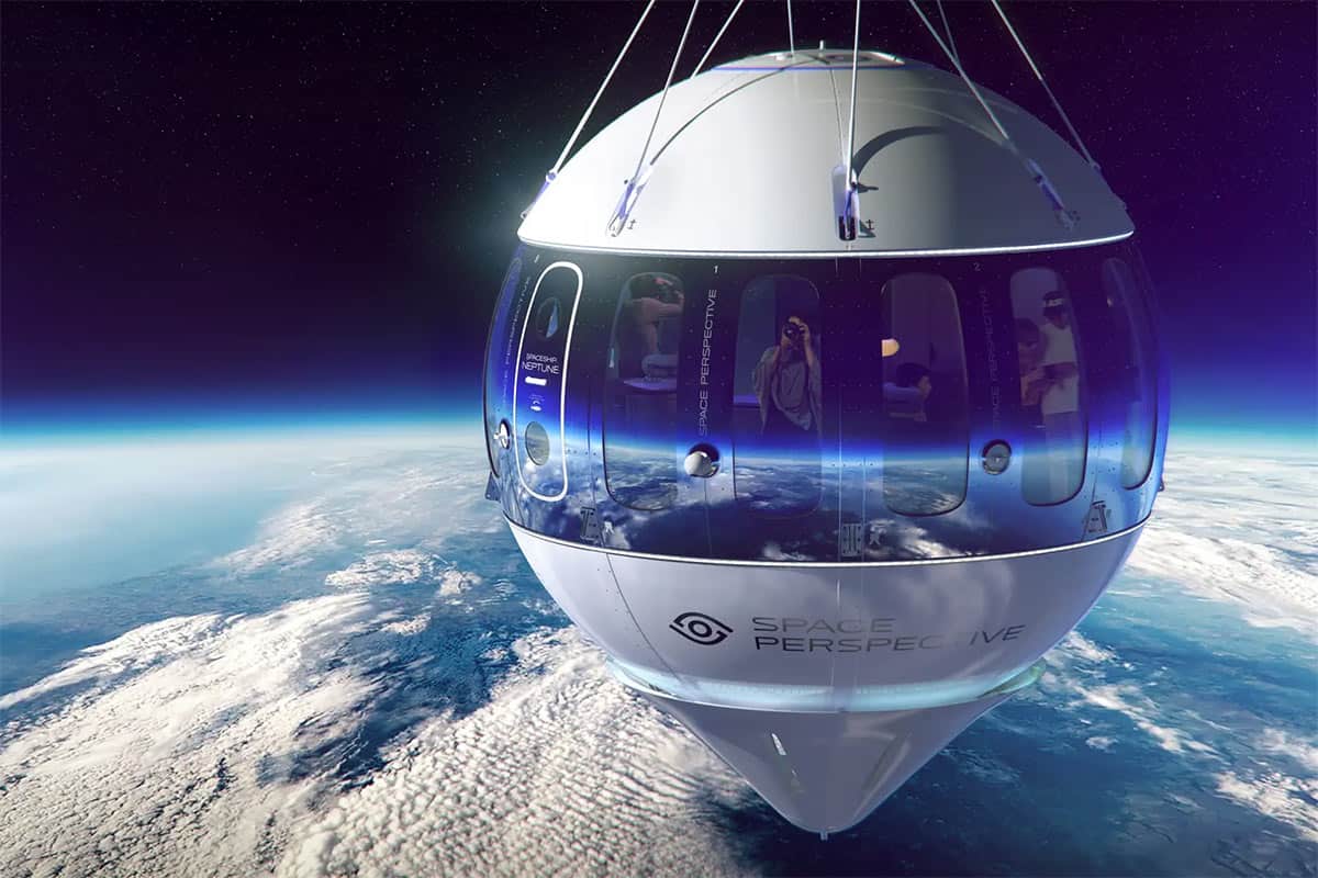 In das Raumschiff Neptun von Space Perspective passen 9 Personen